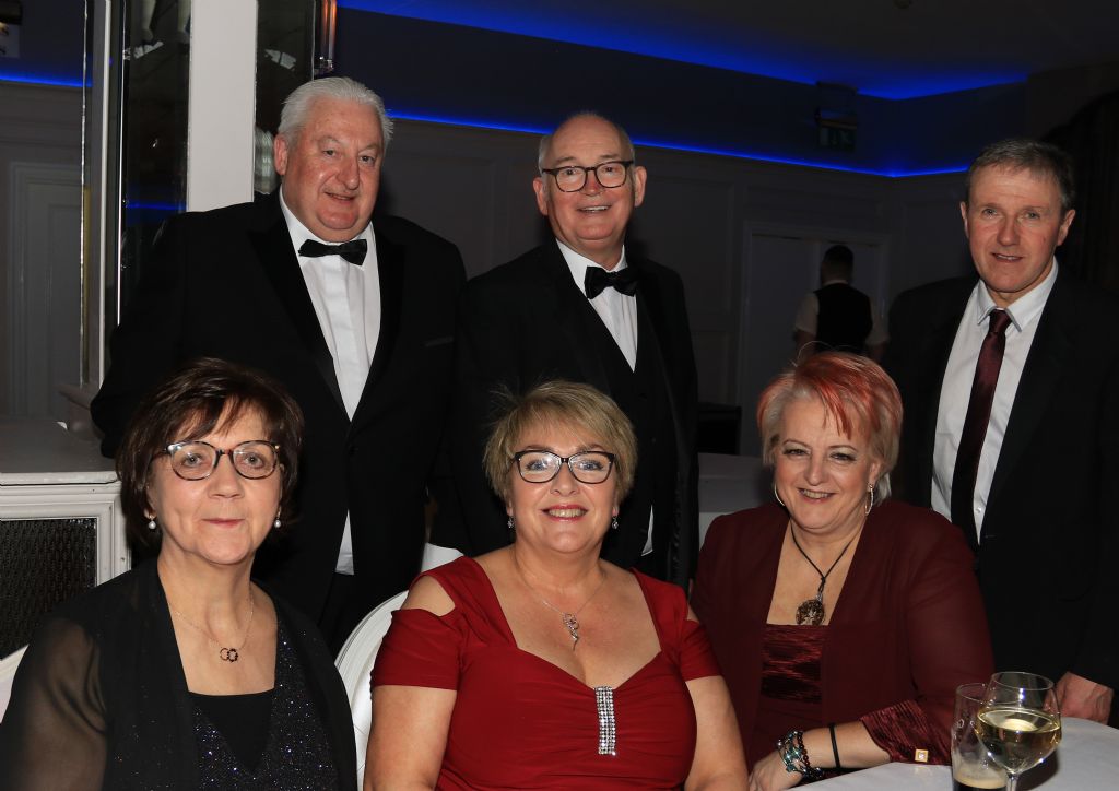 photo 11 chairpersons charity ball 2023