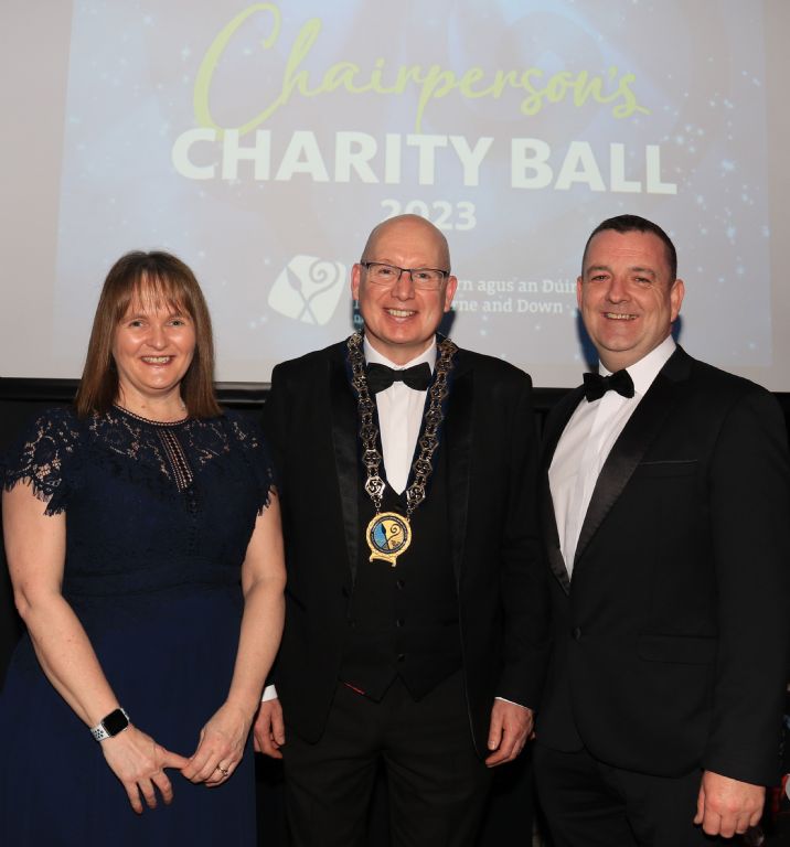 photo 7 chairpersons charity ball 2023